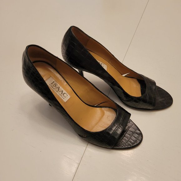 Isaac Mizrahi Black Peep Toe Heels - Picture 3 of 4